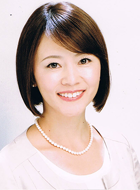 プラネットMCスクールの司会者：井口 美香