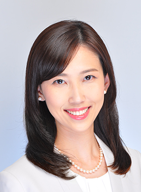 プラネットMCスクールの司会者：美波 早織