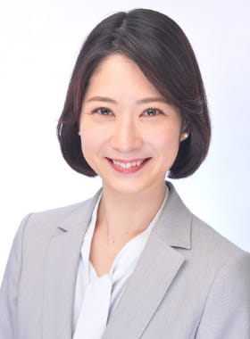 プラネットMCスクールの司会者：目黒 花奈